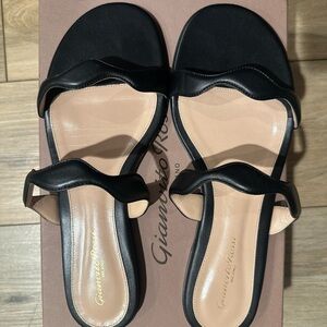 $375 & FREE SHIPPING! Gianvito Rossi Women's Sandals size 40.5/US 10.5